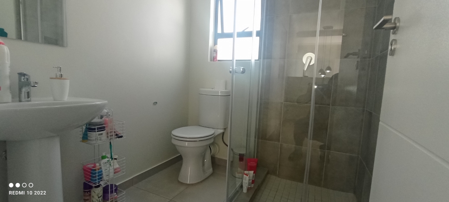 To Let 3 Bedroom Property for Rent in Broadacres Gauteng