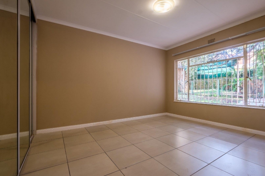 3 Bedroom Property for Sale in Mulbarton Gauteng