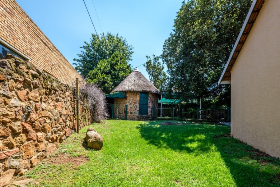 3 Bedroom Property for Sale in Mulbarton Gauteng