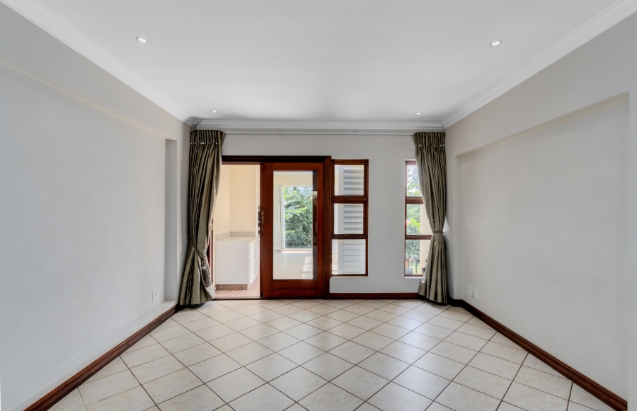 2 Bedroom Property for Sale in Bryanston Gauteng