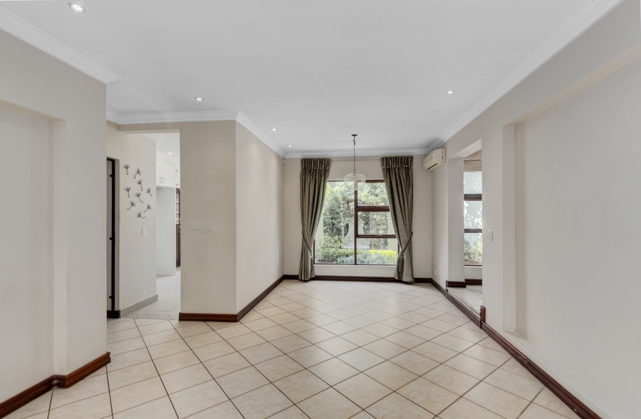 2 Bedroom Property for Sale in Bryanston Gauteng