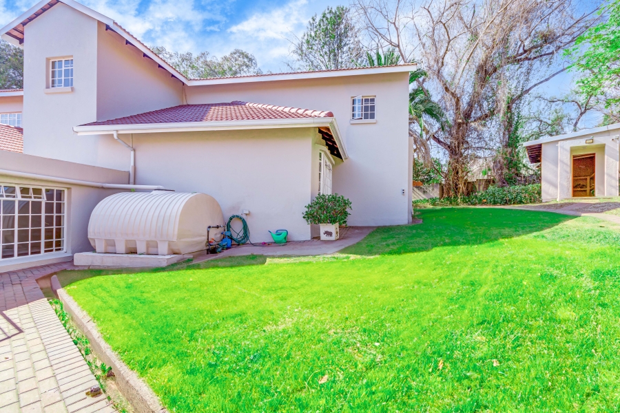 5 Bedroom Property for Sale in Rivonia Gauteng