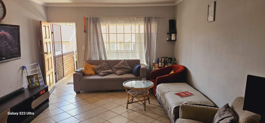 2 Bedroom Property for Sale in Proclamation Hill Gauteng