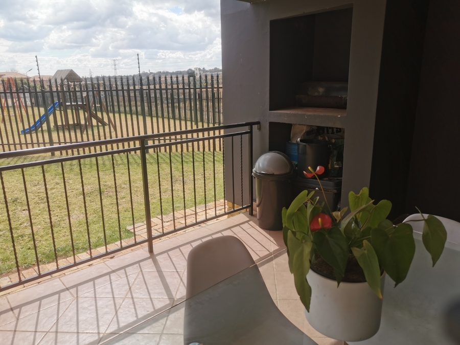 To Let 2 Bedroom Property for Rent in Wilgeheuwel Gauteng