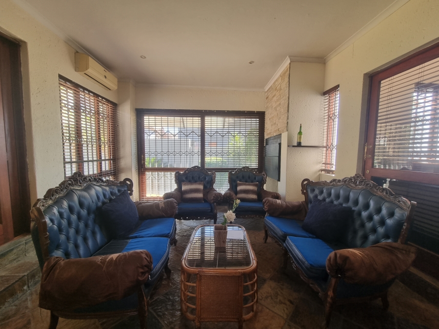 To Let 3 Bedroom Property for Rent in Thatchfield Gardens Gauteng