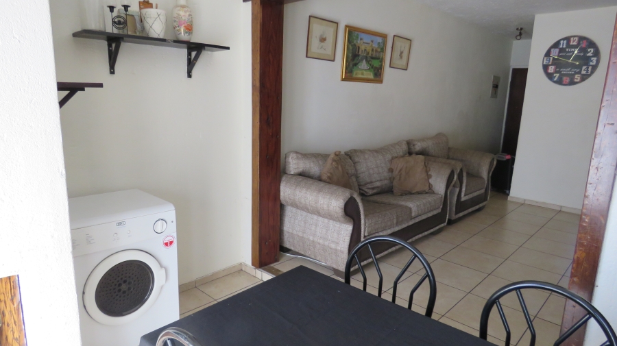 2 Bedroom Property for Sale in South Crest Gauteng