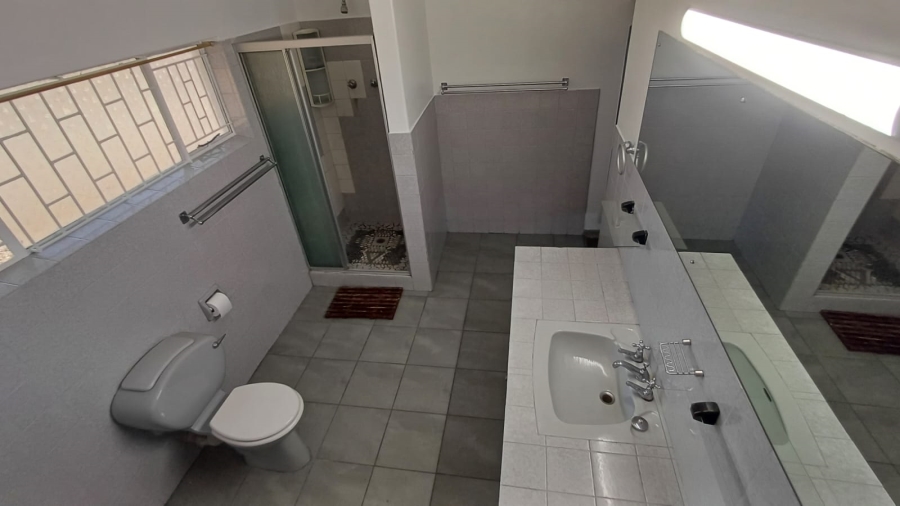 To Let 3 Bedroom Property for Rent in Raceview Gauteng