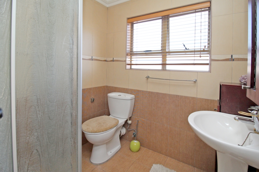 4 Bedroom Property for Sale in Crosby Gauteng