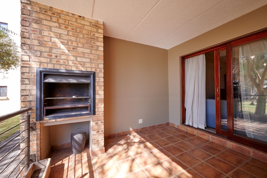 2 Bedroom Property for Sale in Carlswald North Estate Gauteng