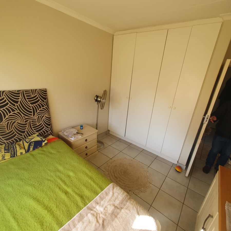 To Let 2 Bedroom Property for Rent in Magalieskruin Gauteng