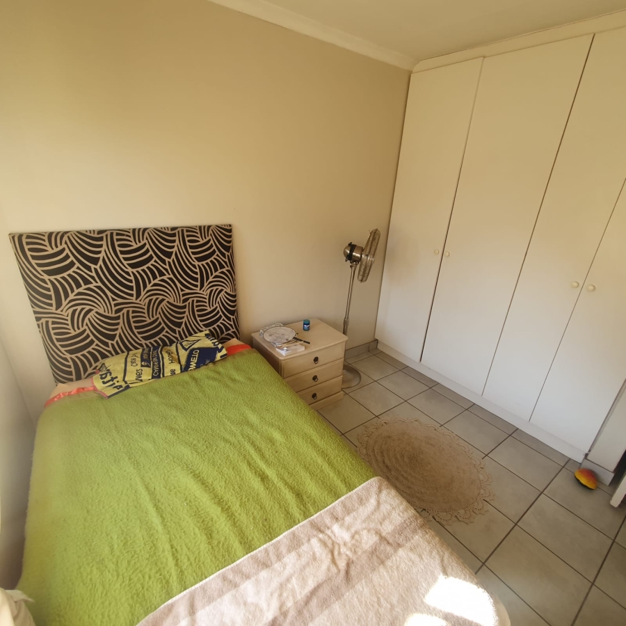 To Let 2 Bedroom Property for Rent in Magalieskruin Gauteng