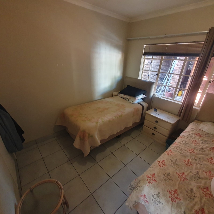 To Let 2 Bedroom Property for Rent in Magalieskruin Gauteng