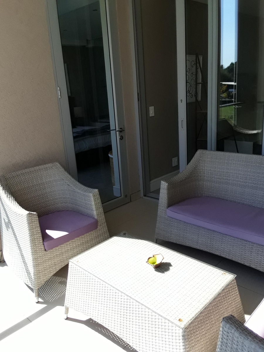 To Let 2 Bedroom Property for Rent in Sandown Gauteng