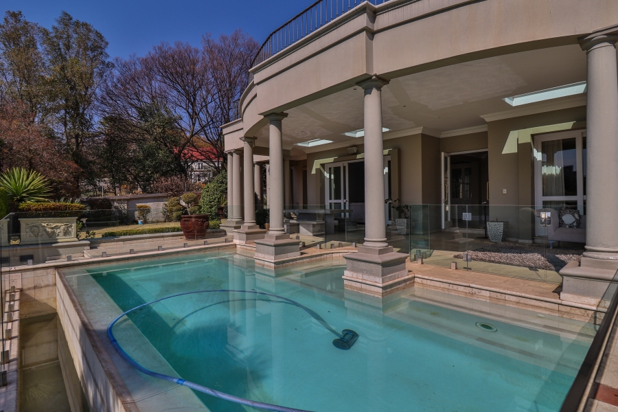 To Let 5 Bedroom Property for Rent in Sandhurst Gauteng