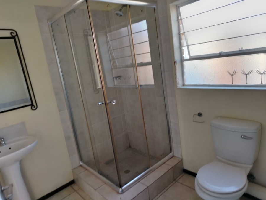 To Let 2 Bedroom Property for Rent in Honeydew Gauteng