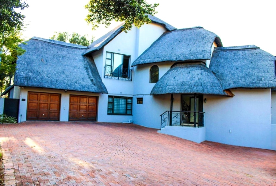 4 Bedroom Property for Sale in Lonehill Gauteng