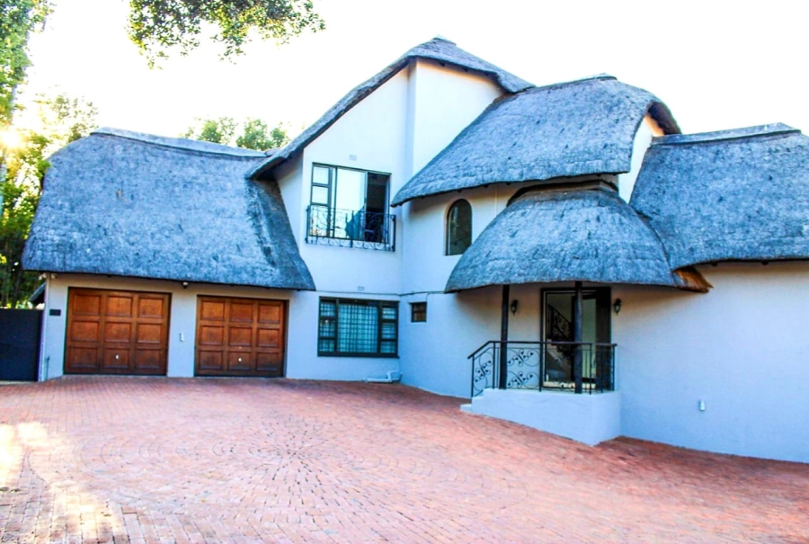 4 Bedroom Property for Sale in Lonehill Gauteng