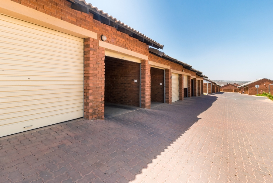 2 Bedroom Property for Sale in Sagewood Gauteng