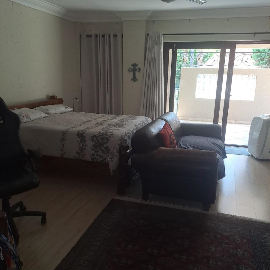 4 Bedroom Property for Sale in Faerie Glen Gauteng