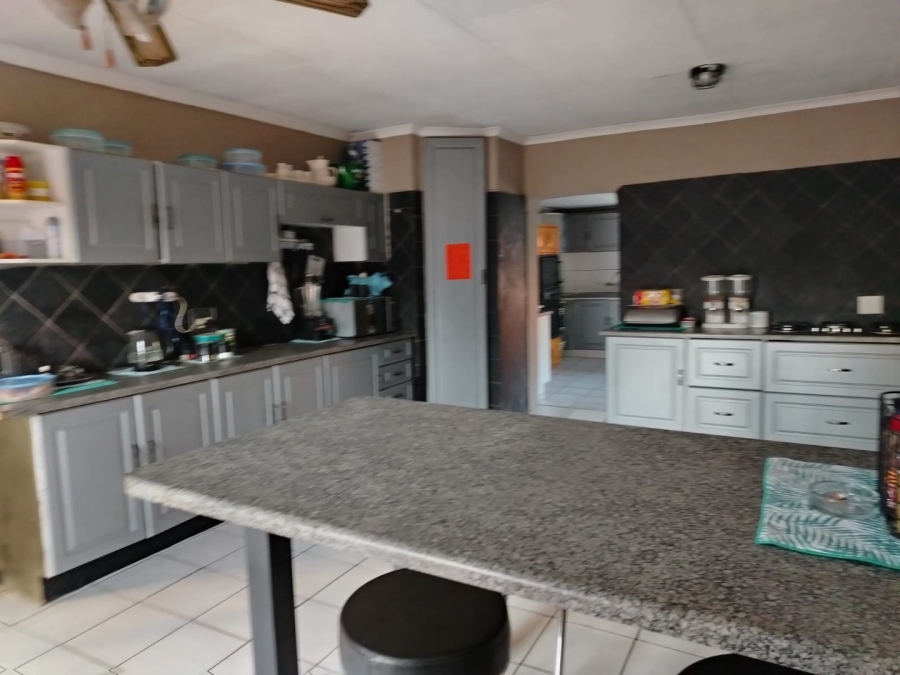 4 Bedroom Property for Sale in Doornpoort Gauteng