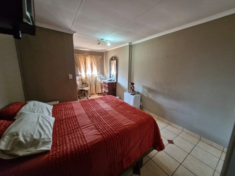 4 Bedroom Property for Sale in Doornpoort Gauteng