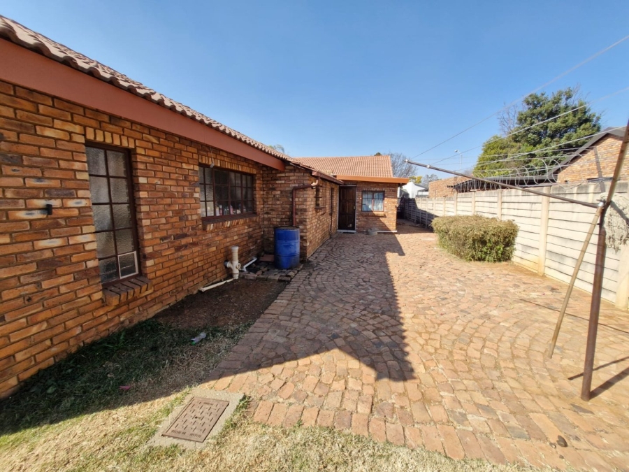 4 Bedroom Property for Sale in Doornpoort Gauteng