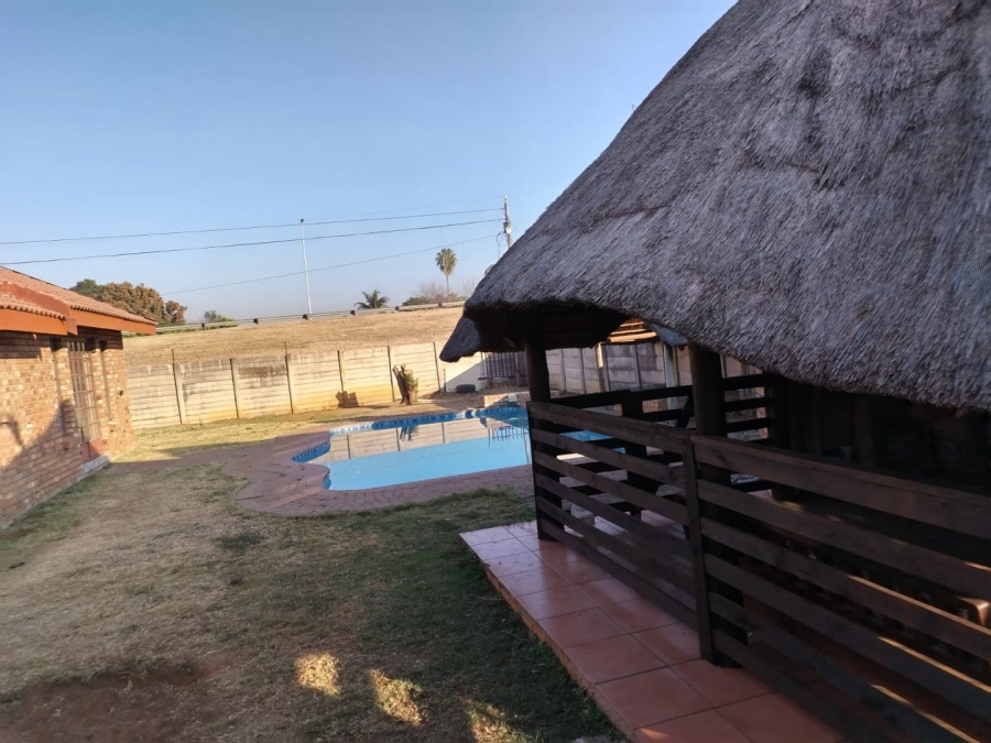 4 Bedroom Property for Sale in Doornpoort Gauteng