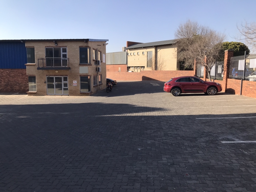 To Let commercial Property for Rent in North Riding Gauteng