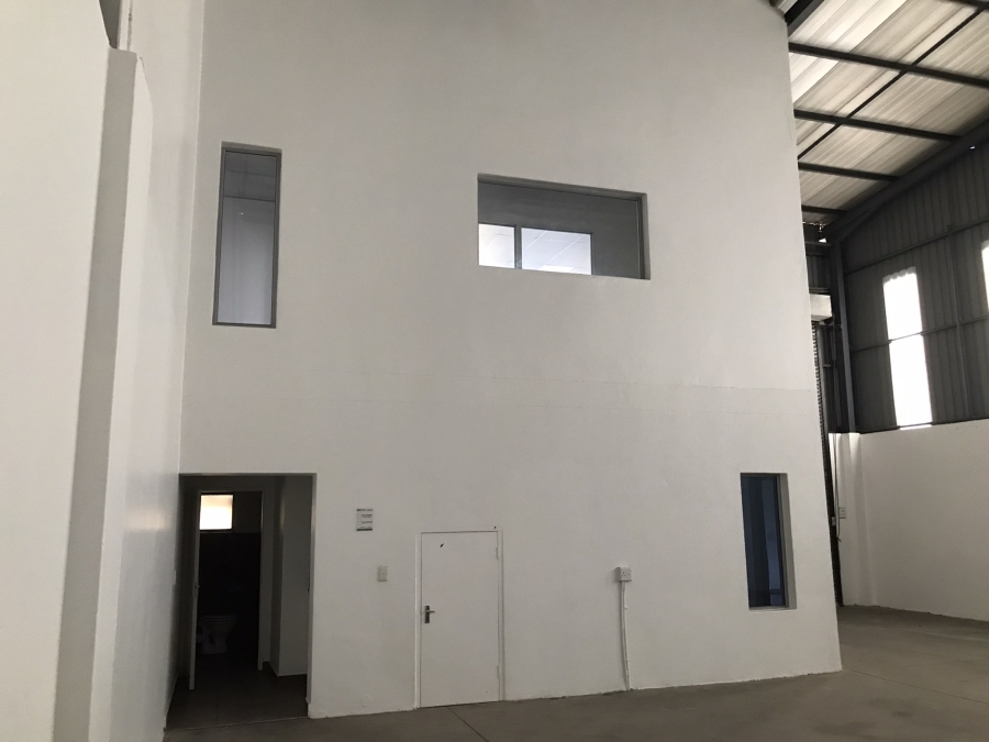 To Let commercial Property for Rent in North Riding Gauteng