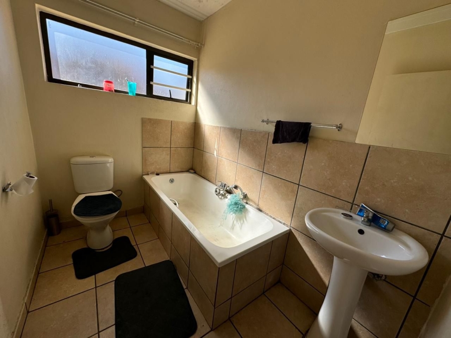 2 Bedroom Property for Sale in Angelo Gauteng