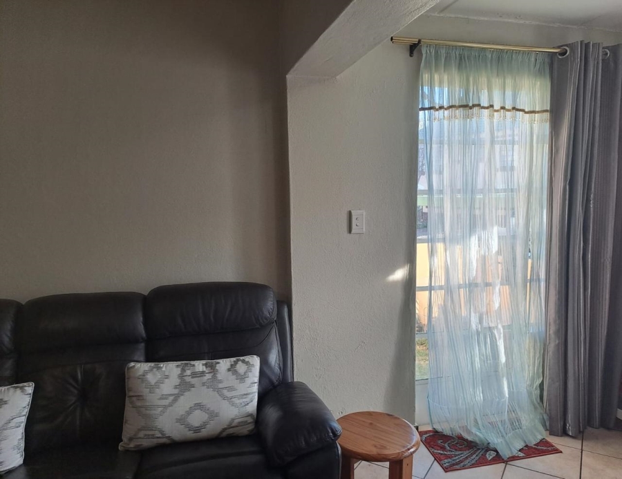 To Let 2 Bedroom Property for Rent in Noordhang Gauteng