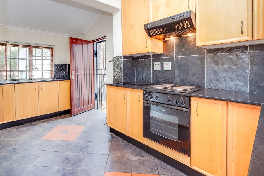 2 Bedroom Property for Sale in Paulshof Gauteng