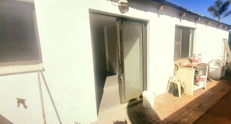 3 Bedroom Property for Sale in Villieria Gauteng