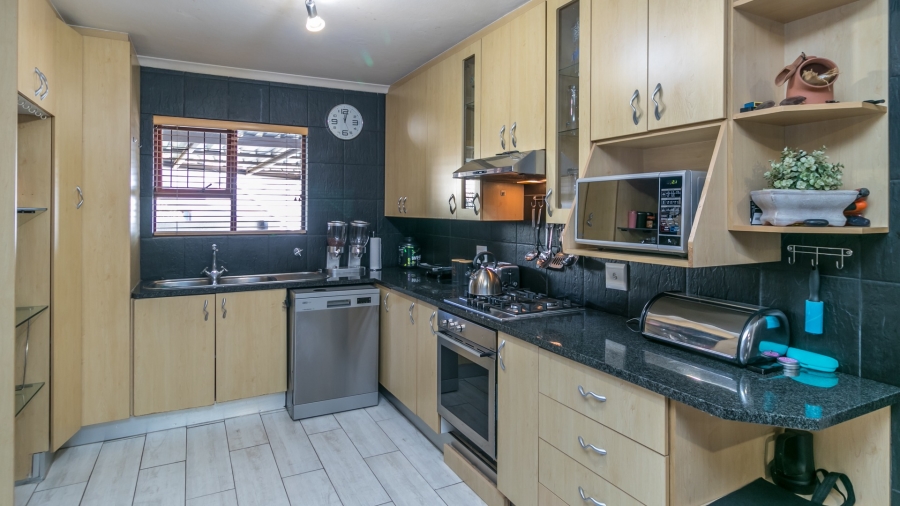 3 Bedroom Property for Sale in North Riding Gauteng