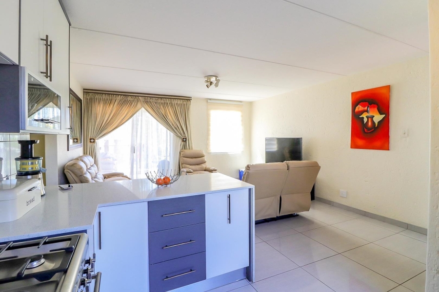 2 Bedroom Property for Sale in Vorna Valley Gauteng