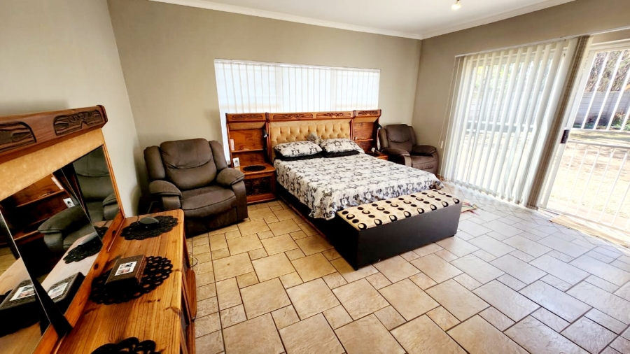 4 Bedroom Property for Sale in Wierda Park Gauteng