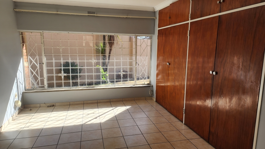 To Let 3 Bedroom Property for Rent in Montgomery Park Gauteng