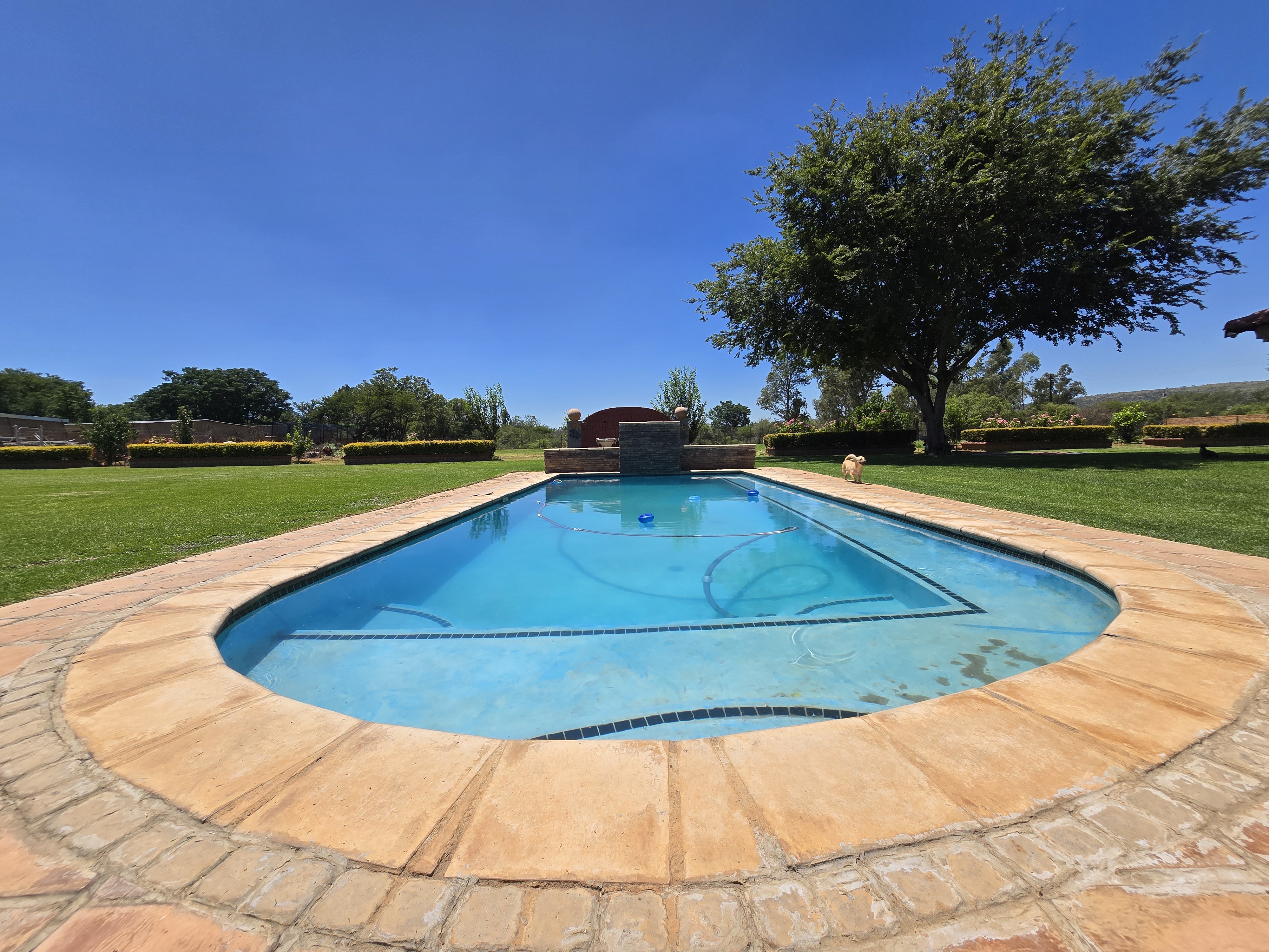 5 Bedroom Property for Sale in Kameeldrift East Gauteng