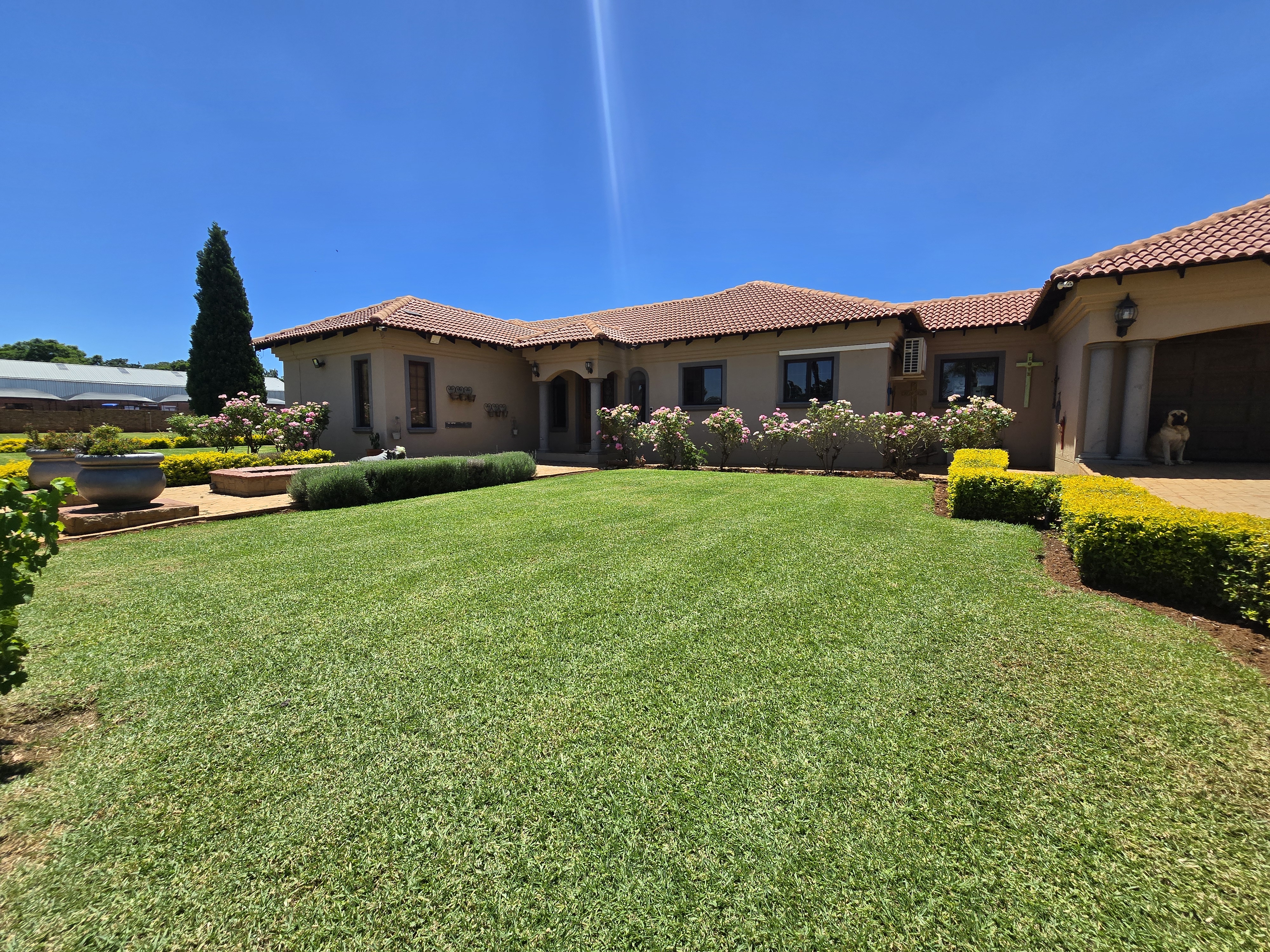 5 Bedroom Property for Sale in Kameeldrift East Gauteng