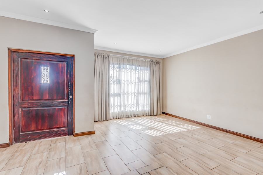 3 Bedroom Property for Sale in Cosmo City Gauteng