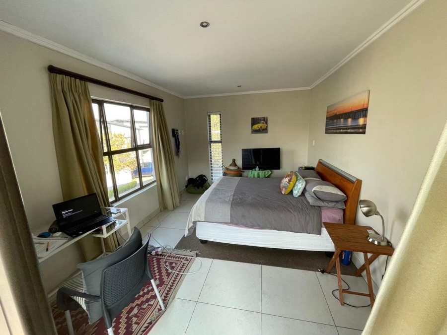 To Let 4 Bedroom Property for Rent in Bryanston Gauteng