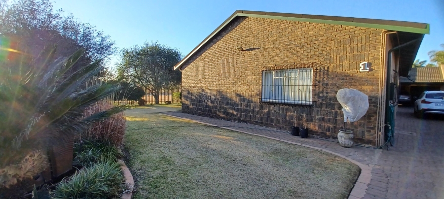 3 Bedroom Property for Sale in New State Areas Gauteng