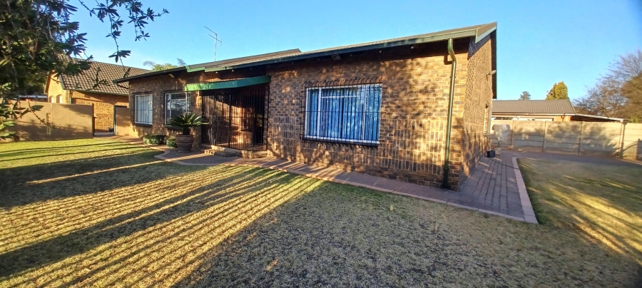 3 Bedroom Property for Sale in New State Areas Gauteng