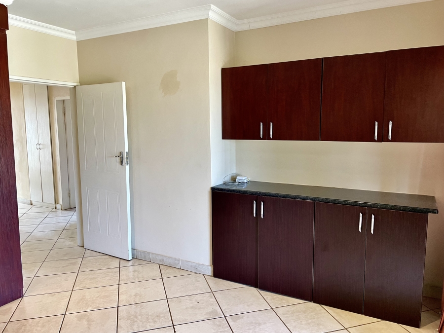 To Let 4 Bedroom Property for Rent in Moreleta Park Gauteng