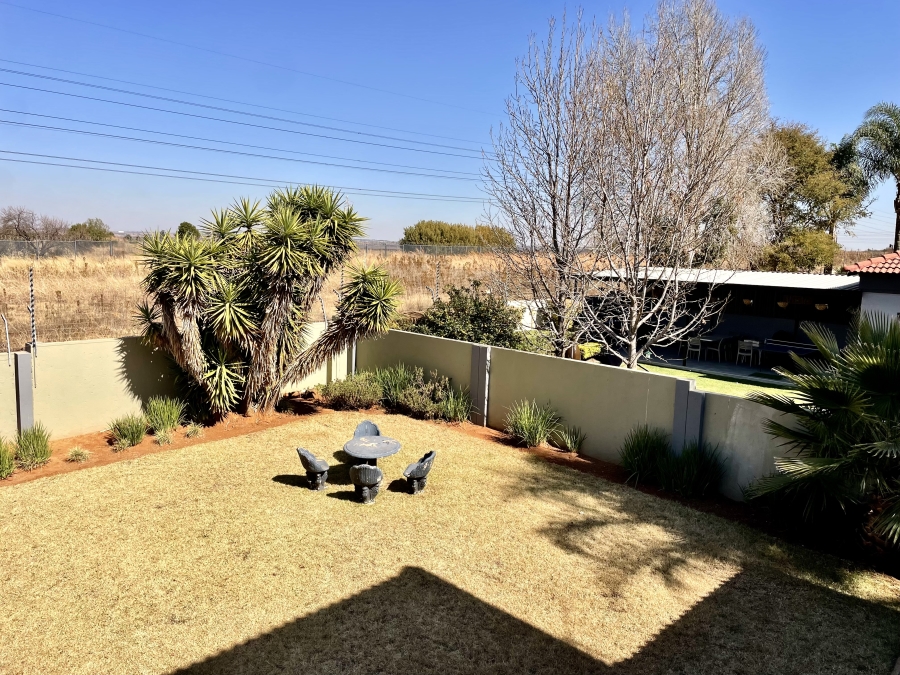 To Let 4 Bedroom Property for Rent in Moreleta Park Gauteng