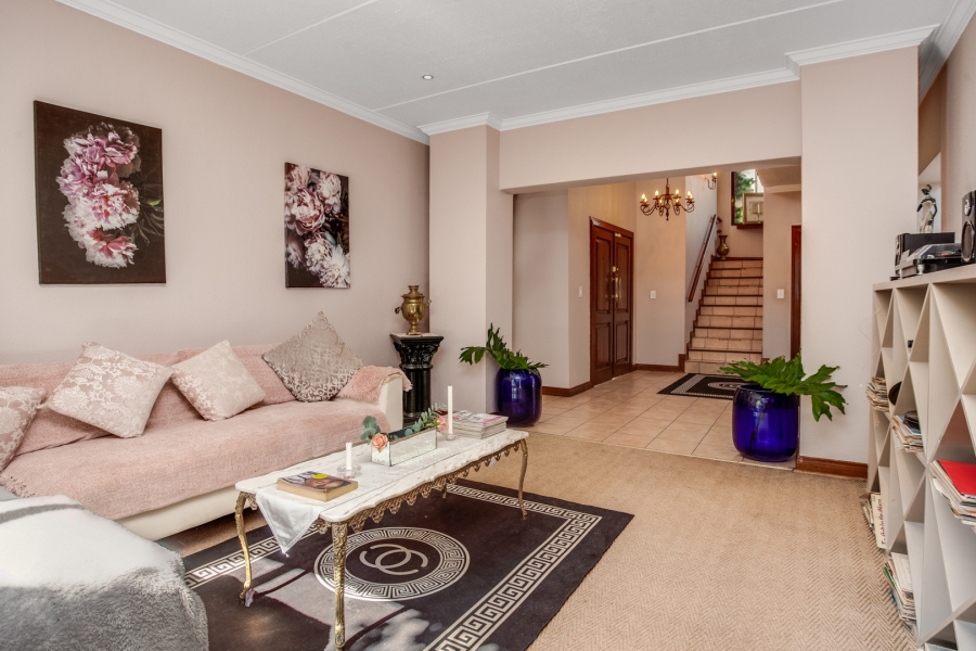 3 Bedroom Property for Sale in Sunninghill Gauteng