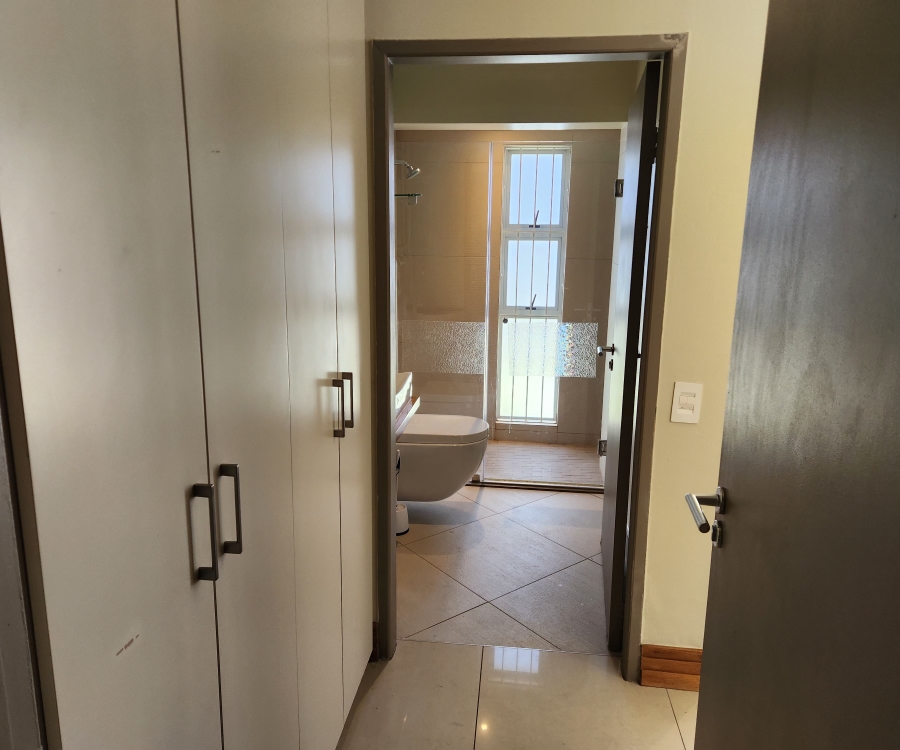 3 Bedroom Property for Sale in Parkmore Gauteng