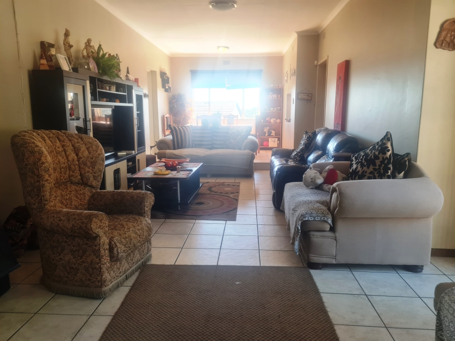 3 Bedroom Property for Sale in Isandovale Gauteng