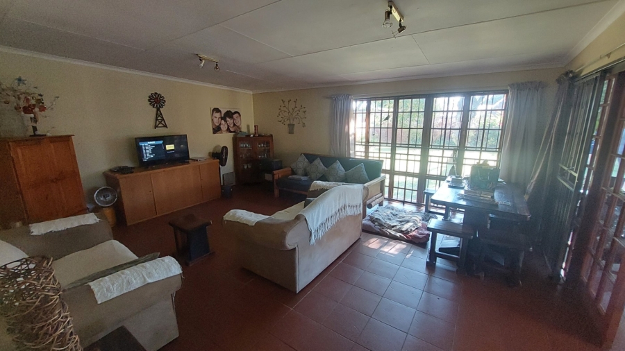 4 Bedroom Property for Sale in Sinoville Gauteng