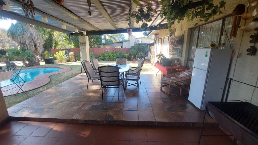 4 Bedroom Property for Sale in Sinoville Gauteng